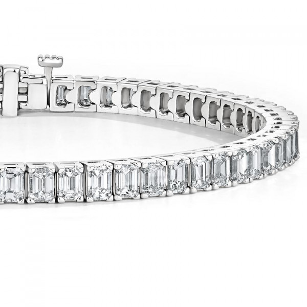 Emerald Cut Diamond Tennis Bracelet (9 ct.)